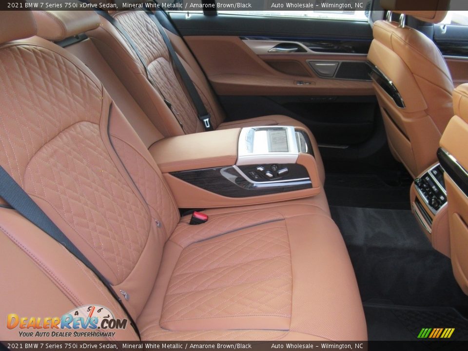 2021 BMW 7 Series 750i xDrive Sedan Mineral White Metallic / Amarone Brown/Black Photo #14