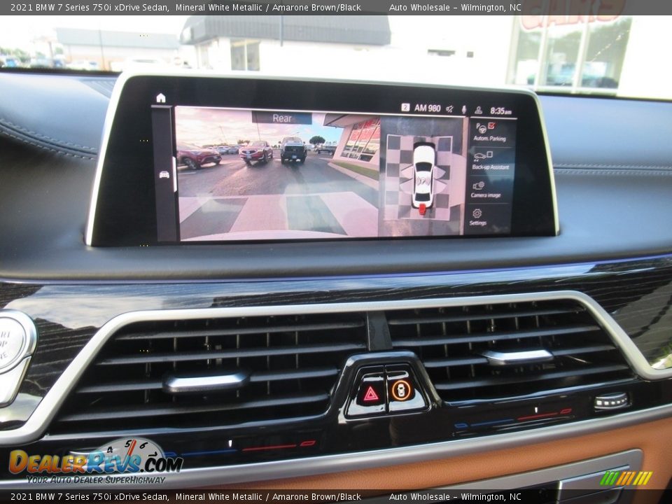 2021 BMW 7 Series 750i xDrive Sedan Mineral White Metallic / Amarone Brown/Black Photo #18