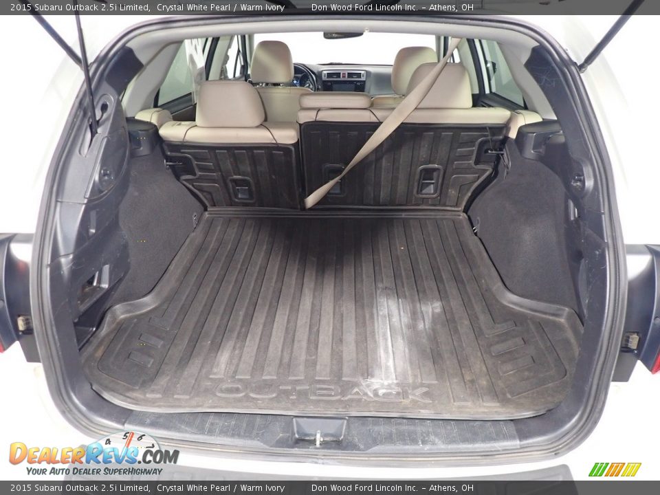 2015 Subaru Outback 2.5i Limited Trunk Photo #19