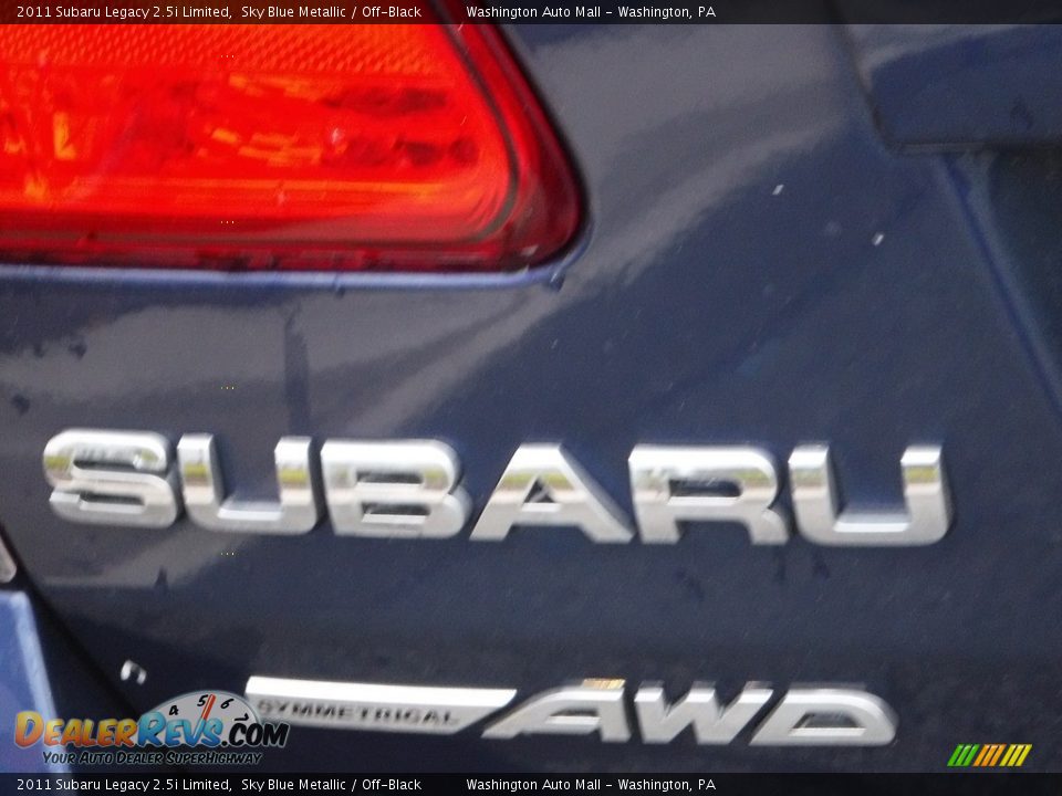 2011 Subaru Legacy 2.5i Limited Sky Blue Metallic / Off-Black Photo #15