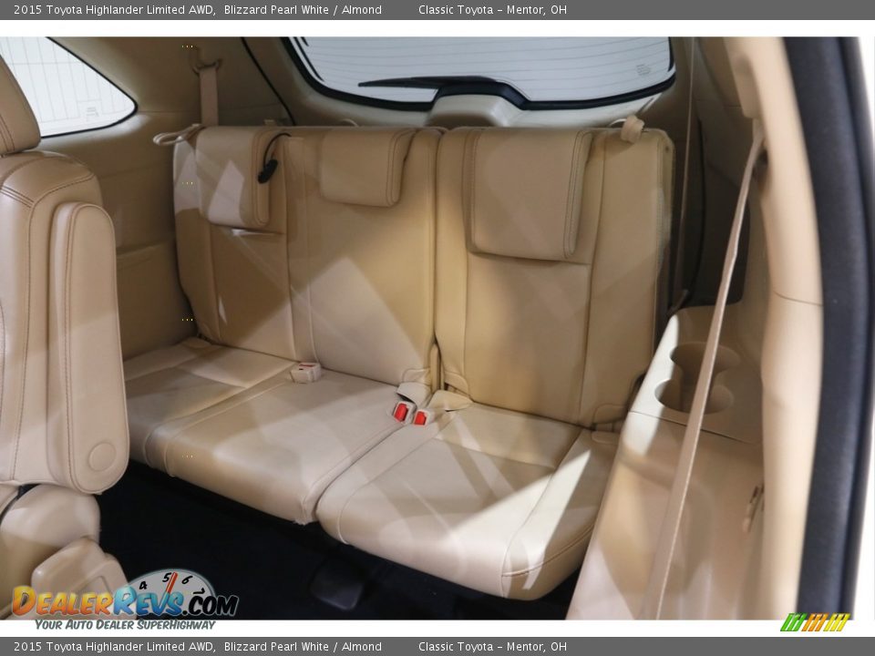2015 Toyota Highlander Limited AWD Blizzard Pearl White / Almond Photo #19