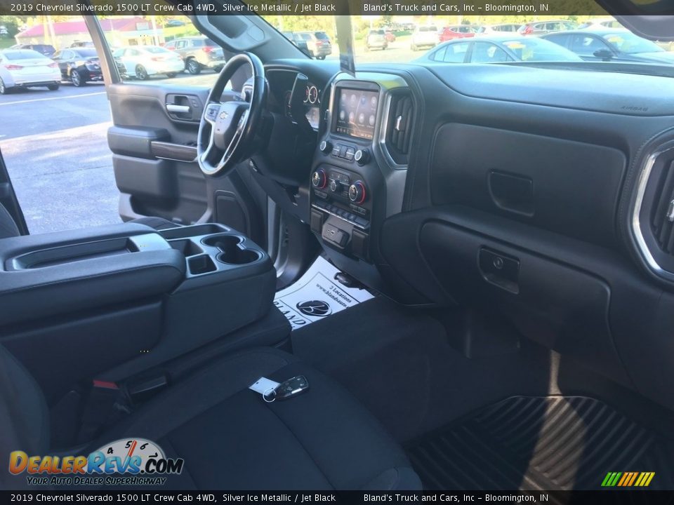 2019 Chevrolet Silverado 1500 LT Crew Cab 4WD Silver Ice Metallic / Jet Black Photo #36