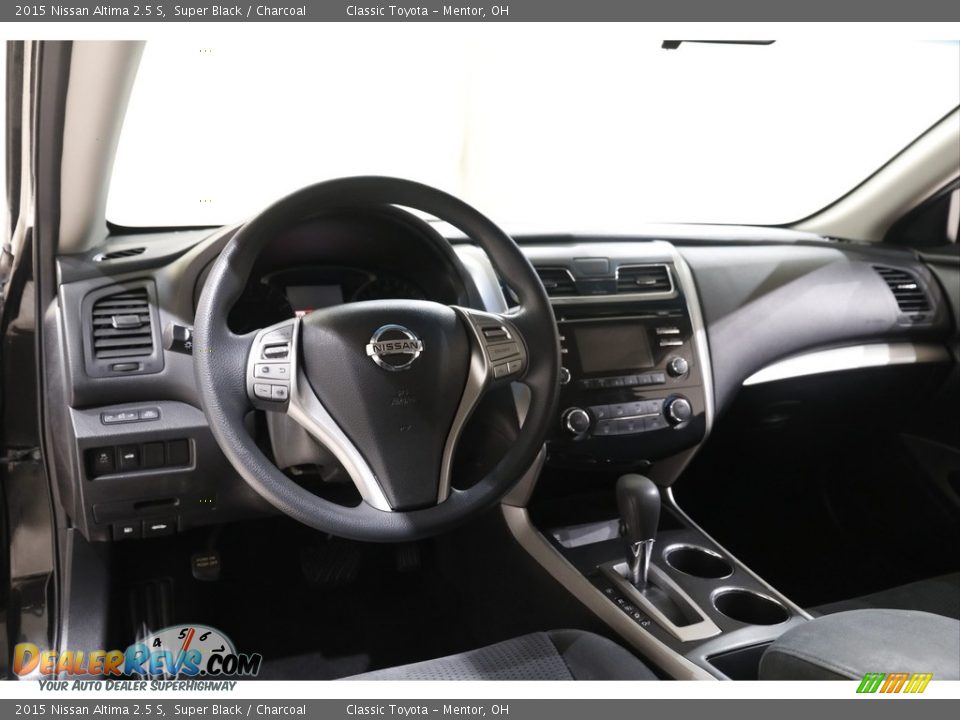 2015 Nissan Altima 2.5 S Super Black / Charcoal Photo #6