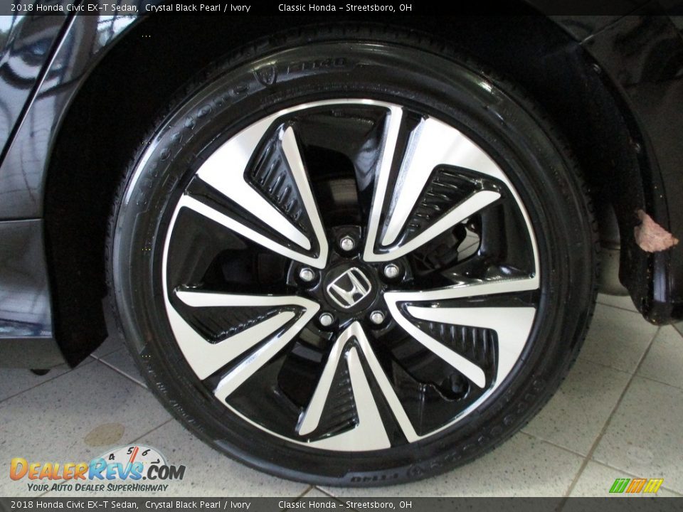 2018 Honda Civic EX-T Sedan Crystal Black Pearl / Ivory Photo #11