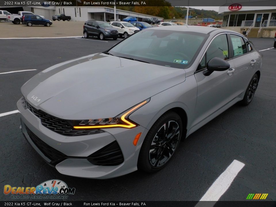 Front 3/4 View of 2022 Kia K5 GT-Line Photo #7