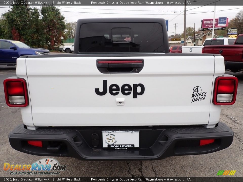 2021 Jeep Gladiator Willys 4x4 Bright White / Black Photo #4