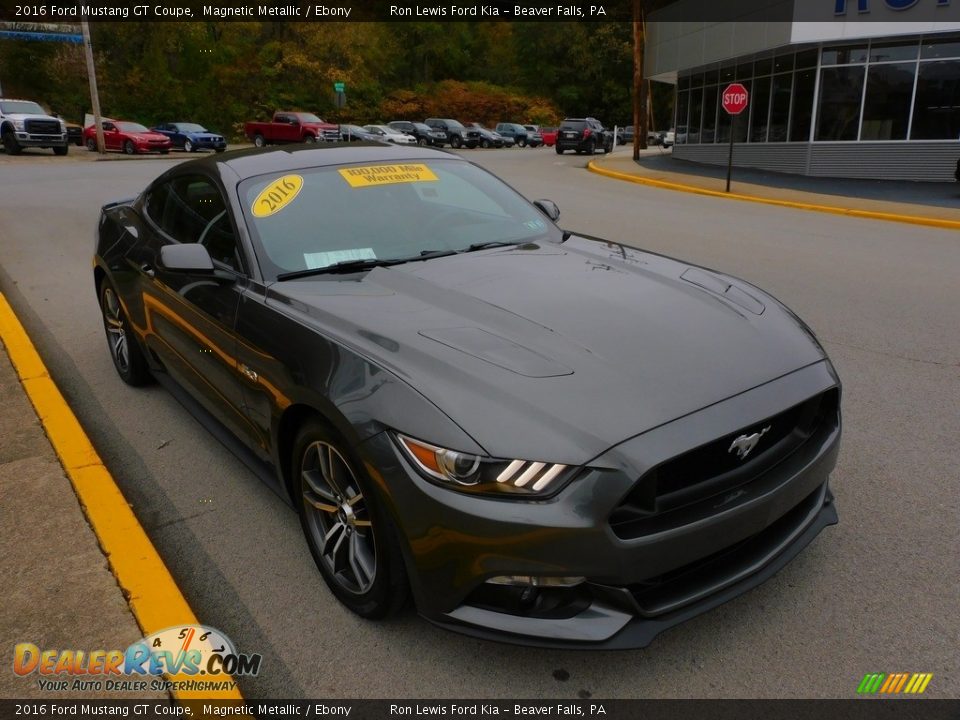 2016 Ford Mustang GT Coupe Magnetic Metallic / Ebony Photo #8