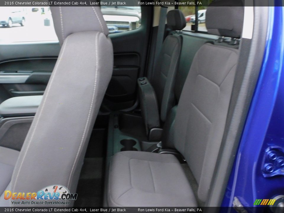 Rear Seat of 2016 Chevrolet Colorado LT Extended Cab 4x4 Photo #12