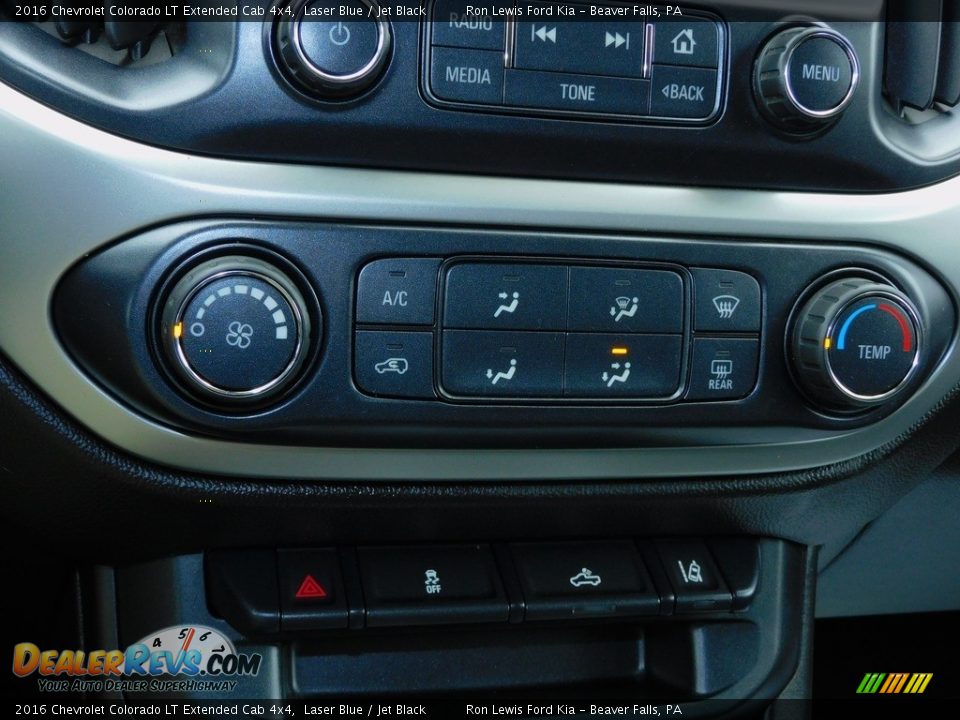 Controls of 2016 Chevrolet Colorado LT Extended Cab 4x4 Photo #17