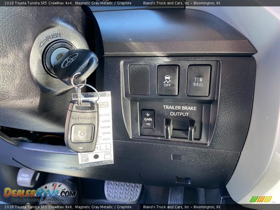 2018 Toyota Tundra SR5 CrewMax 4x4 Magnetic Gray Metallic / Graphite Photo #32