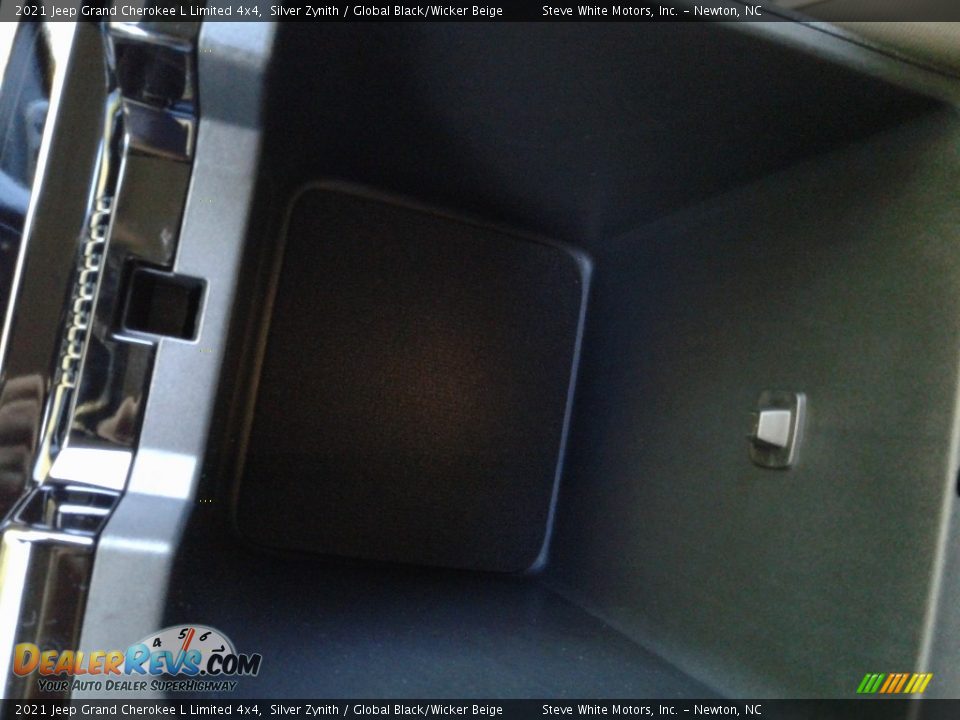 2021 Jeep Grand Cherokee L Limited 4x4 Silver Zynith / Global Black/Wicker Beige Photo #29