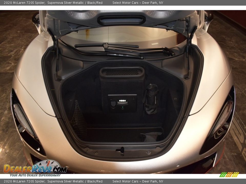 2020 McLaren 720S Spider Trunk Photo #19