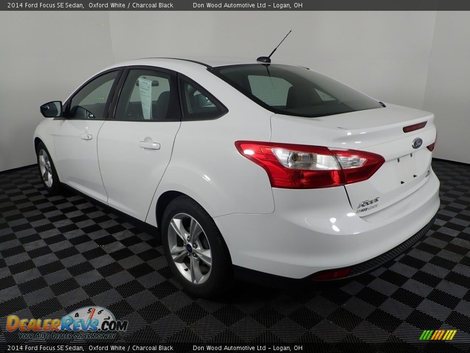 2014 Ford Focus SE Sedan Oxford White / Charcoal Black Photo #8