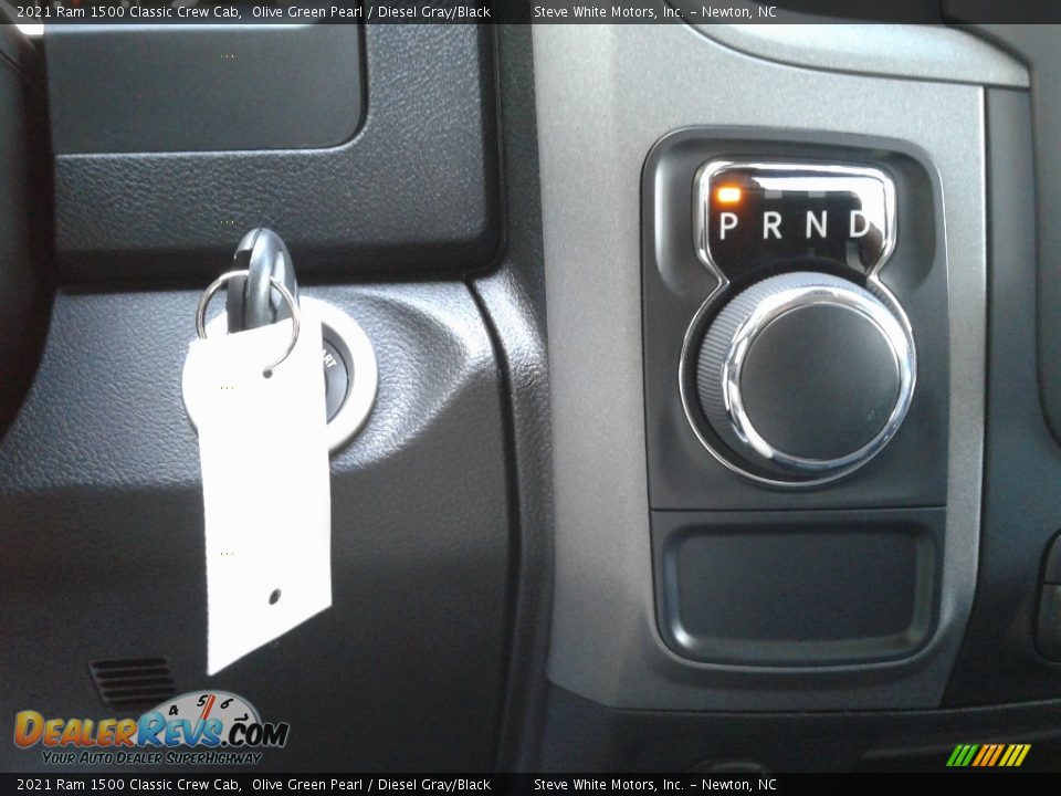 2021 Ram 1500 Classic Crew Cab Shifter Photo #23