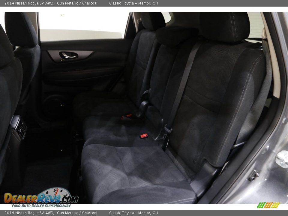 2014 Nissan Rogue SV AWD Gun Metallic / Charcoal Photo #17