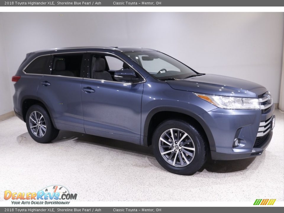 2018 Toyota Highlander XLE Shoreline Blue Pearl / Ash Photo #1