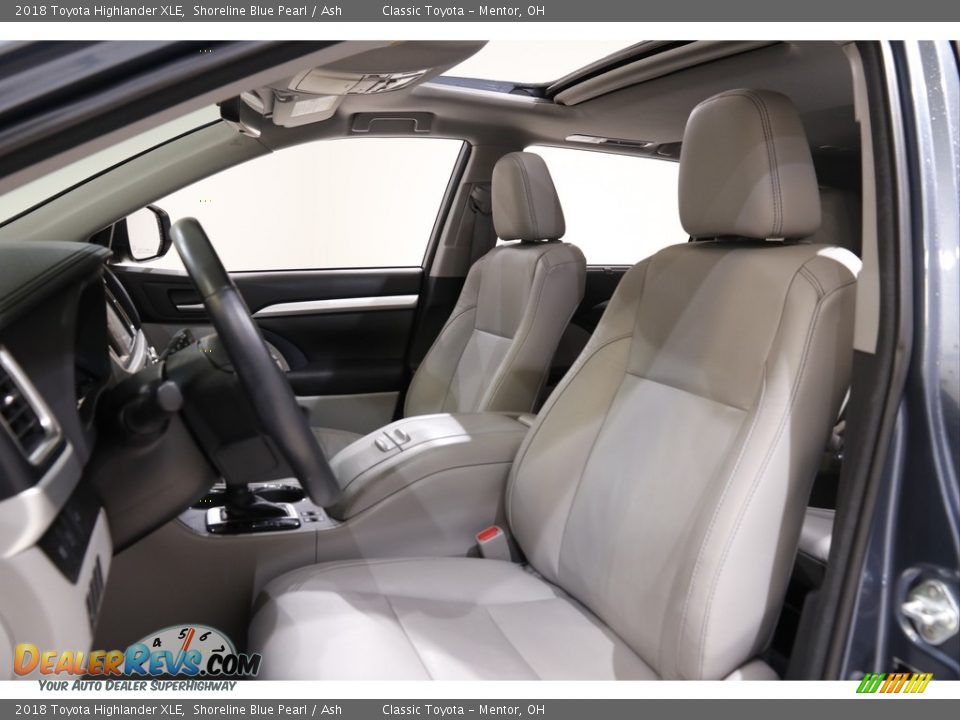 2018 Toyota Highlander XLE Shoreline Blue Pearl / Ash Photo #5