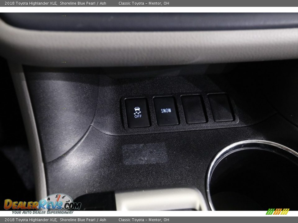 2018 Toyota Highlander XLE Shoreline Blue Pearl / Ash Photo #14