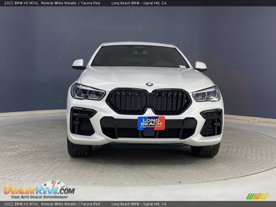 2022 BMW X6 M50i Mineral White Metallic / Tacora Red Photo #2