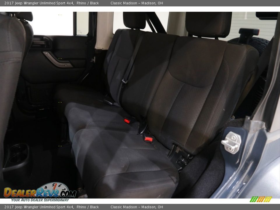 2017 Jeep Wrangler Unlimited Sport 4x4 Rhino / Black Photo #14