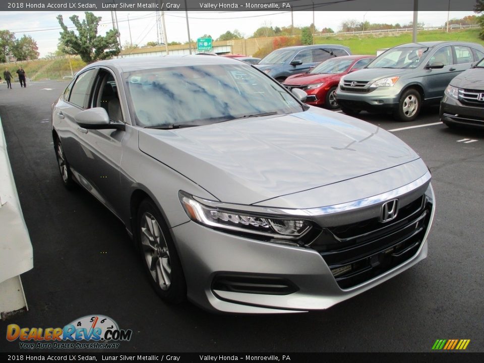 2018 Honda Accord LX Sedan Lunar Silver Metallic / Gray Photo #7