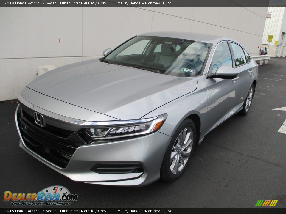 2018 Honda Accord LX Sedan Lunar Silver Metallic / Gray Photo #9