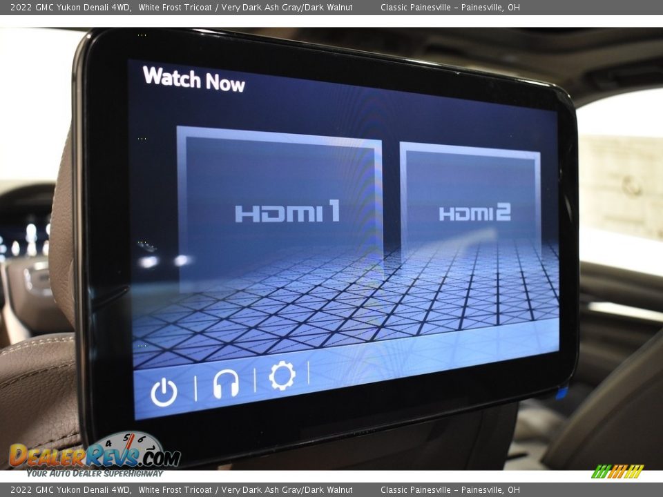 Entertainment System of 2022 GMC Yukon Denali 4WD Photo #19