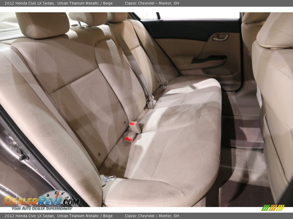 2012 Honda Civic LX Sedan Urban Titanium Metallic / Beige Photo #16