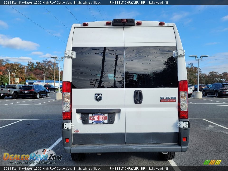 2018 Ram ProMaster 1500 High Roof Cargo Van Bright White / Black Photo #5