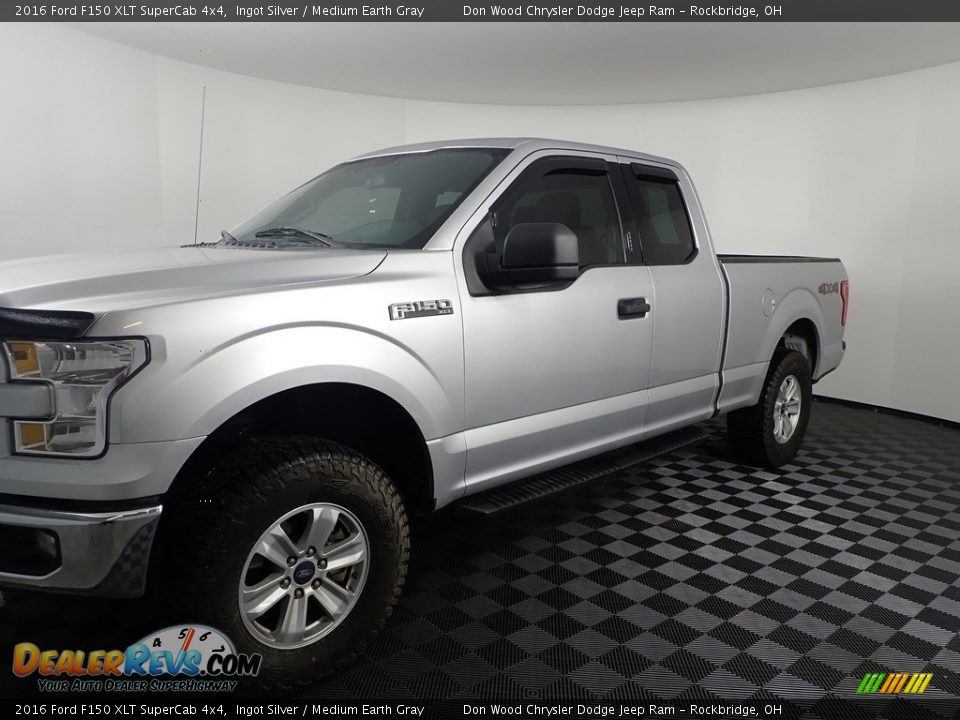 2016 Ford F150 XLT SuperCab 4x4 Ingot Silver / Medium Earth Gray Photo #11