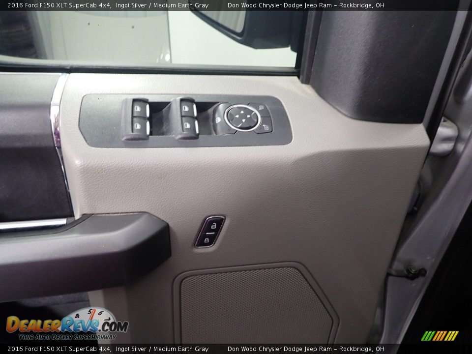 2016 Ford F150 XLT SuperCab 4x4 Ingot Silver / Medium Earth Gray Photo #23