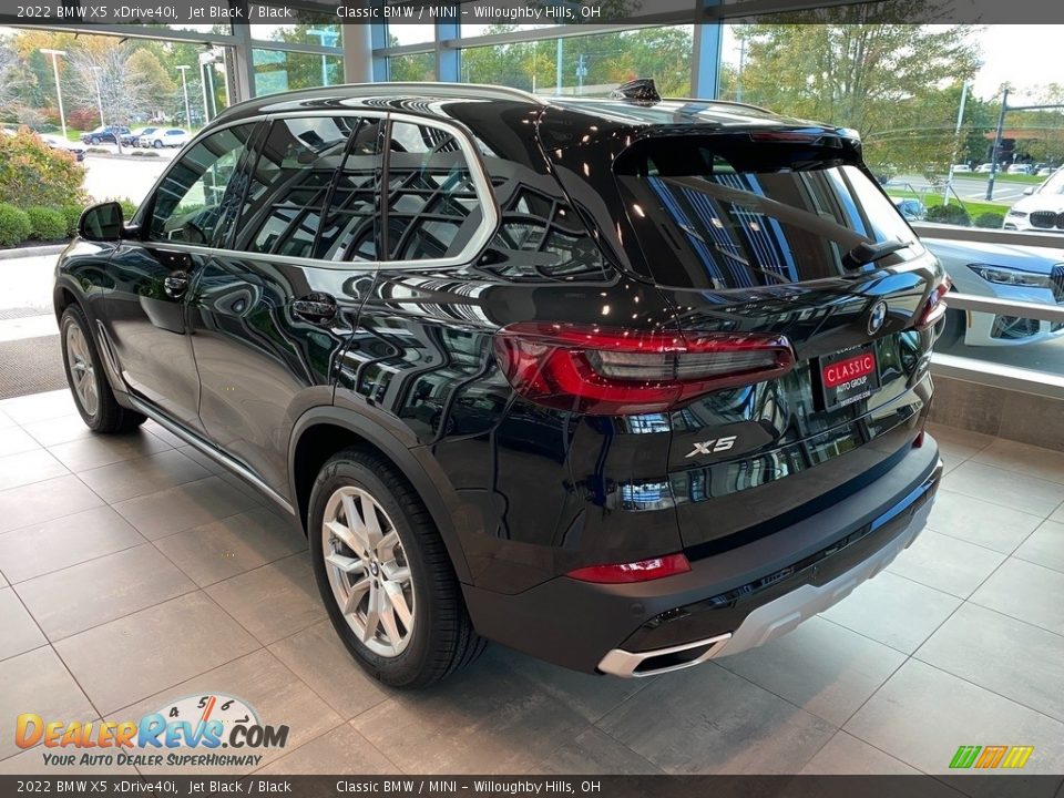 2022 BMW X5 xDrive40i Jet Black / Black Photo #2