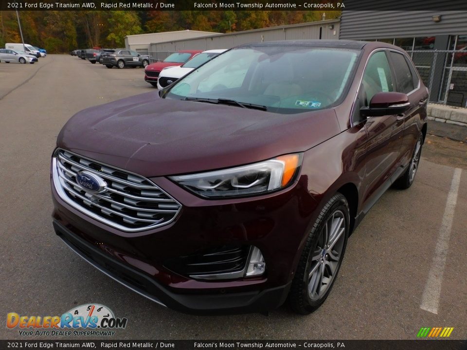 Front 3/4 View of 2021 Ford Edge Titanium AWD Photo #7