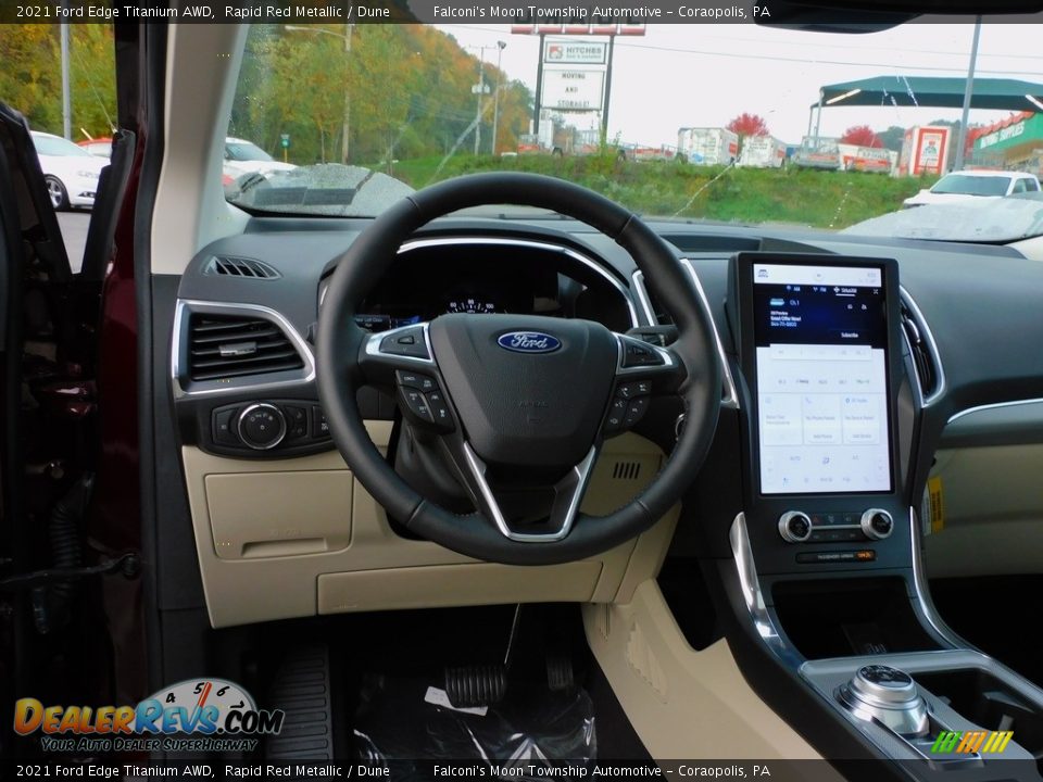 Dashboard of 2021 Ford Edge Titanium AWD Photo #13