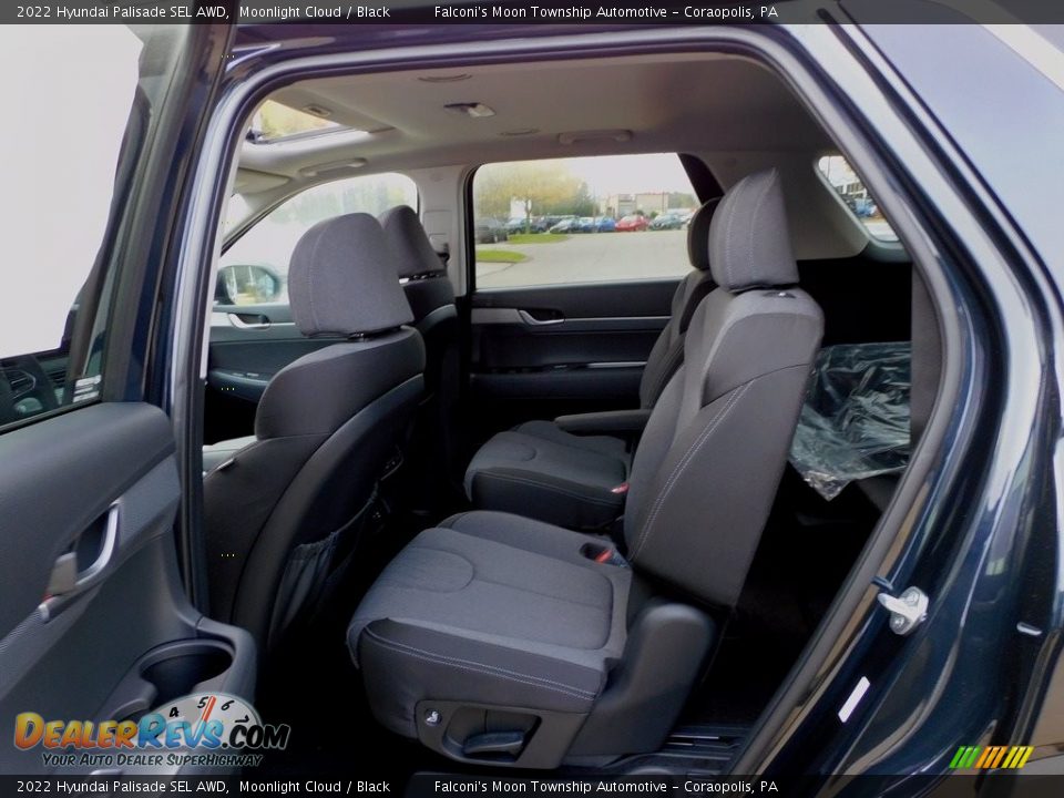 Rear Seat of 2022 Hyundai Palisade SEL AWD Photo #12