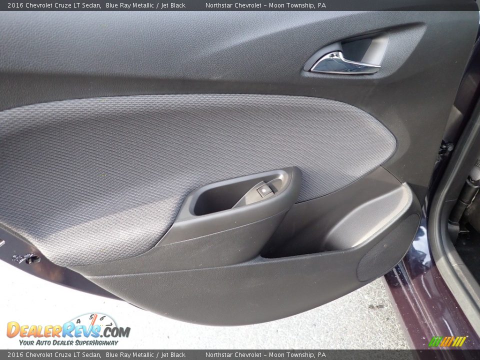 2016 Chevrolet Cruze LT Sedan Blue Ray Metallic / Jet Black Photo #23