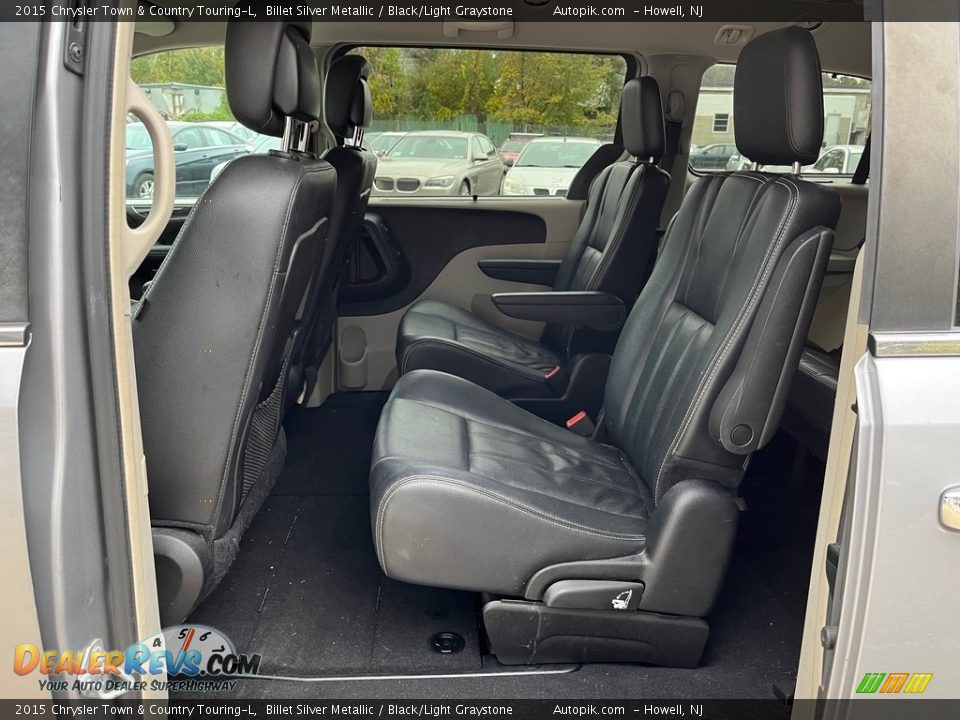 2015 Chrysler Town & Country Touring-L Billet Silver Metallic / Black/Light Graystone Photo #13