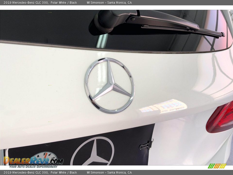 2019 Mercedes-Benz GLC 300 Polar White / Black Photo #7