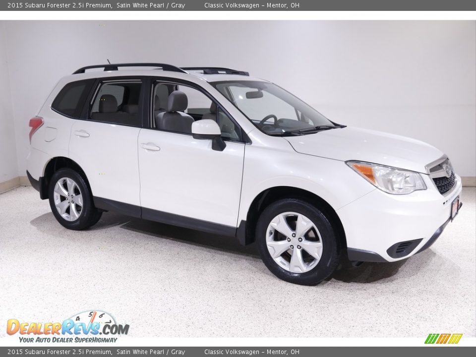 2015 Subaru Forester 2.5i Premium Satin White Pearl / Gray Photo #1