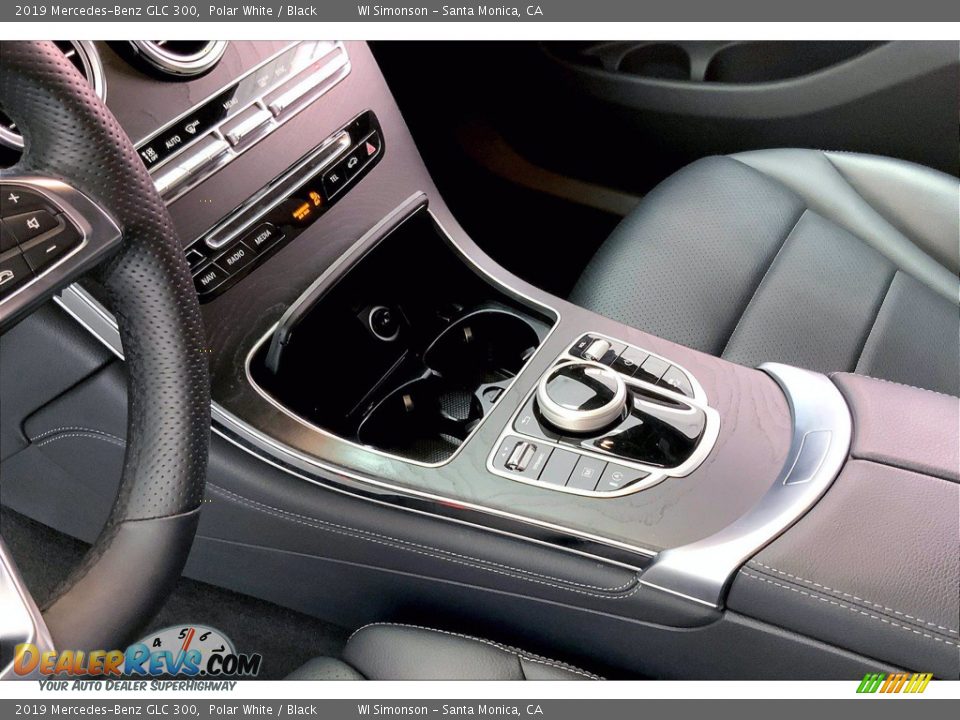2019 Mercedes-Benz GLC 300 Polar White / Black Photo #17