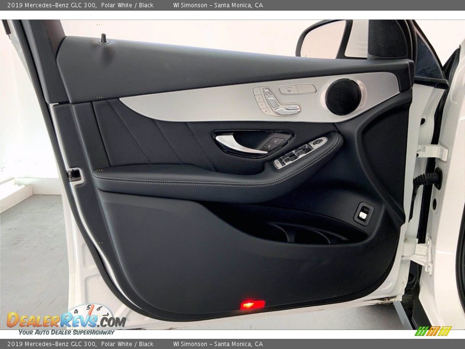 2019 Mercedes-Benz GLC 300 Polar White / Black Photo #26
