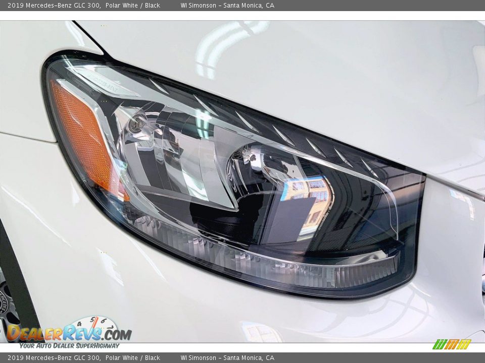 2019 Mercedes-Benz GLC 300 Polar White / Black Photo #28