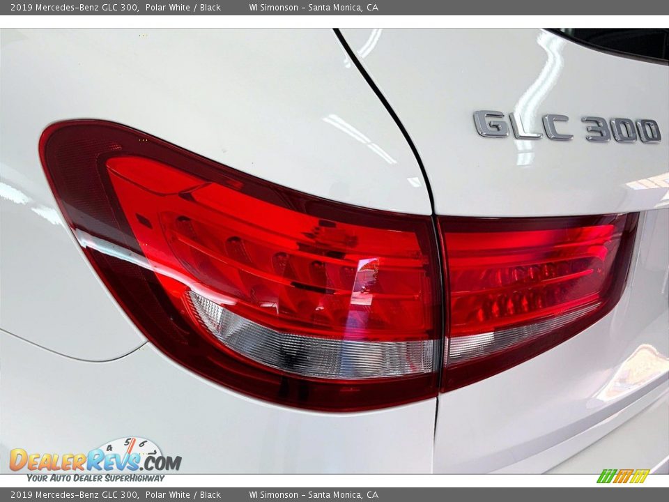 2019 Mercedes-Benz GLC 300 Polar White / Black Photo #29