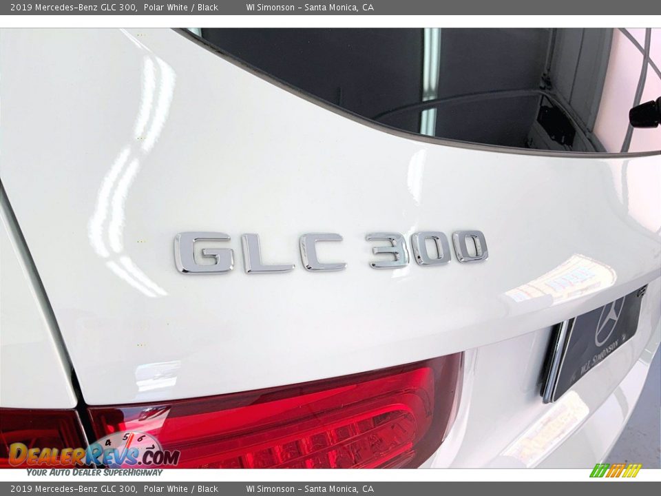 2019 Mercedes-Benz GLC 300 Polar White / Black Photo #31