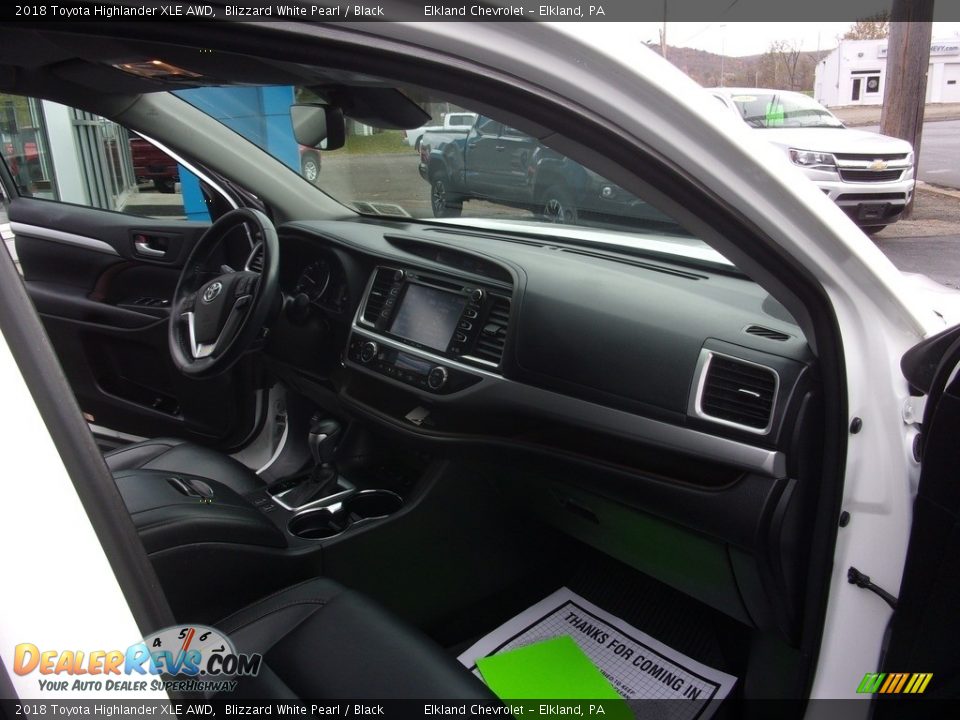 2018 Toyota Highlander XLE AWD Blizzard White Pearl / Black Photo #17