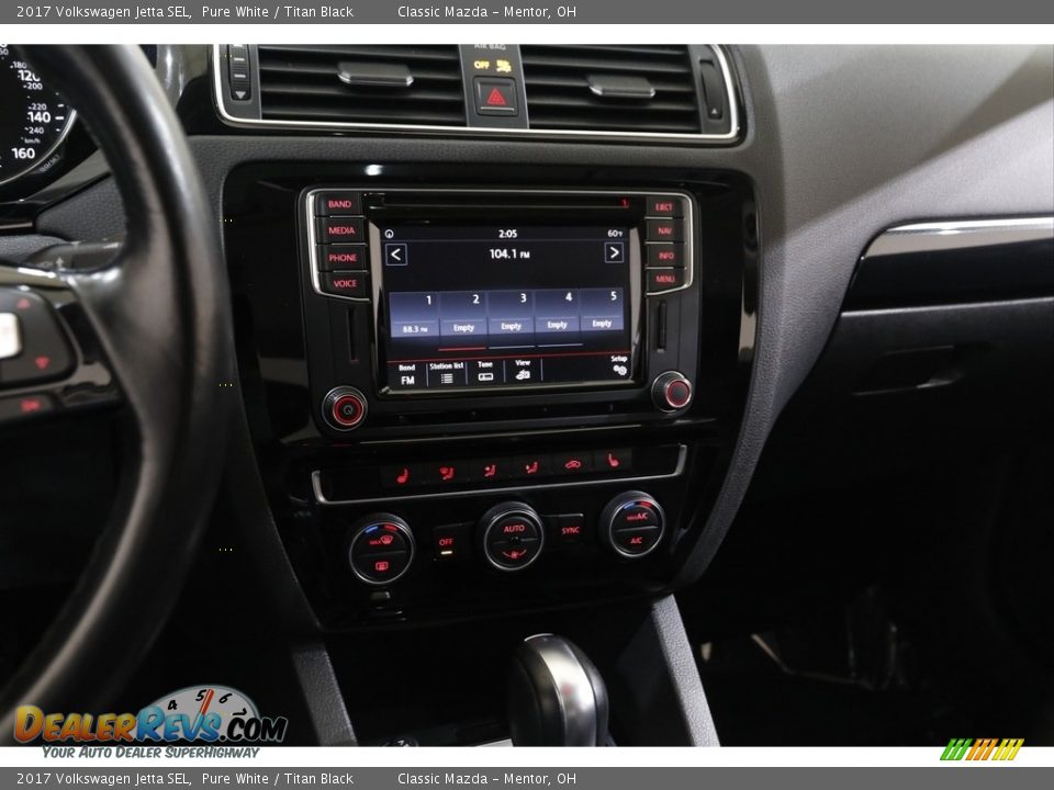2017 Volkswagen Jetta SEL Pure White / Titan Black Photo #9