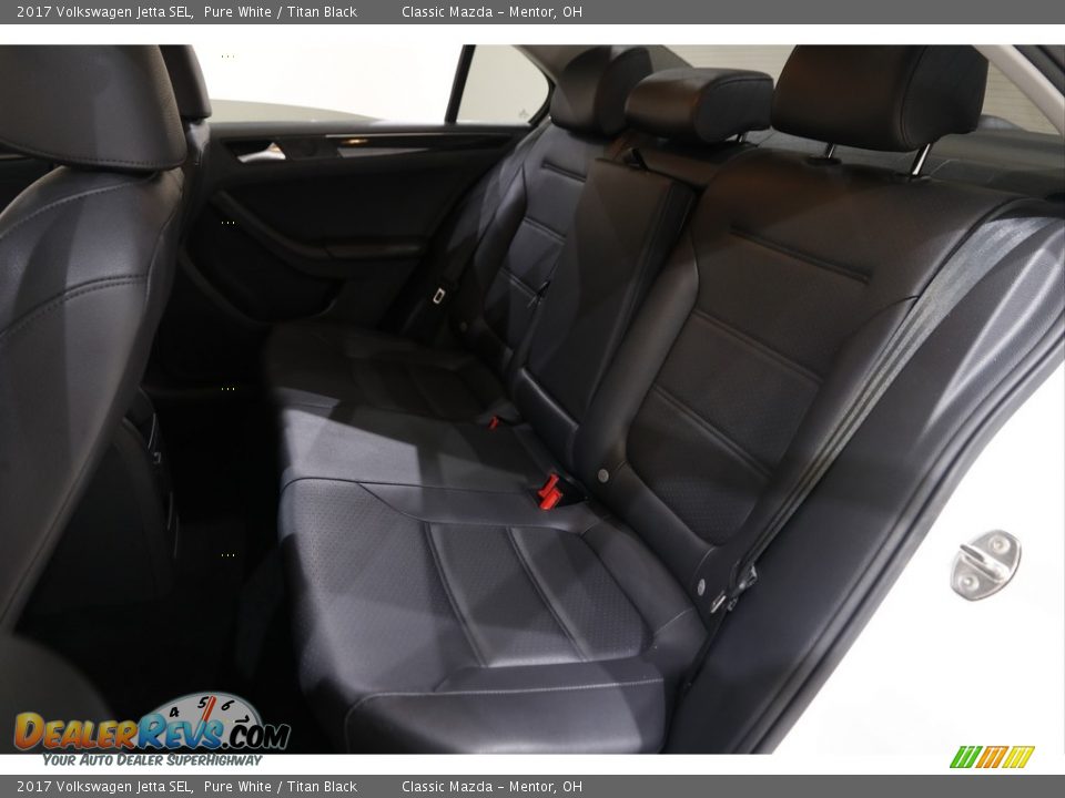 2017 Volkswagen Jetta SEL Pure White / Titan Black Photo #15