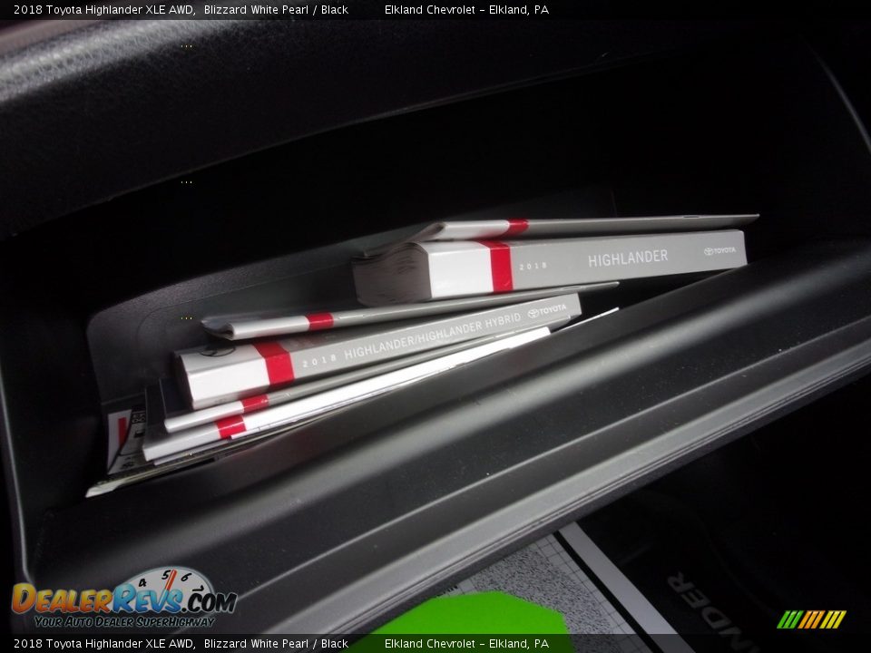 2018 Toyota Highlander XLE AWD Blizzard White Pearl / Black Photo #36