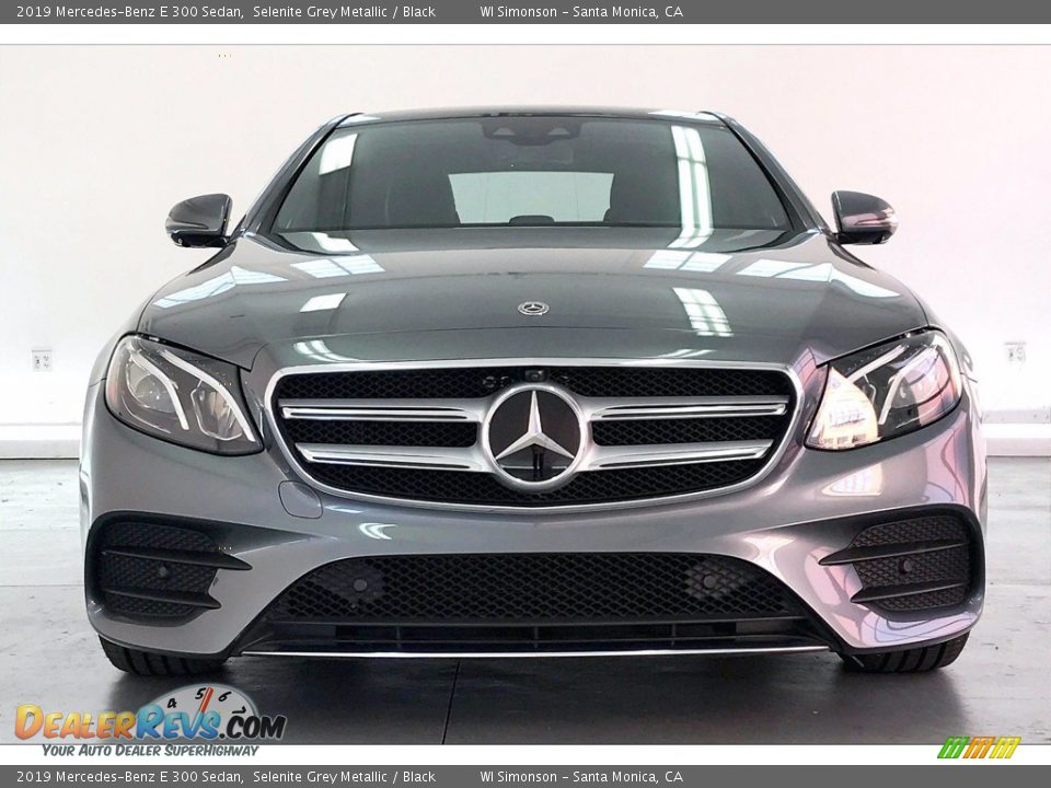 2019 Mercedes-Benz E 300 Sedan Selenite Grey Metallic / Black Photo #2