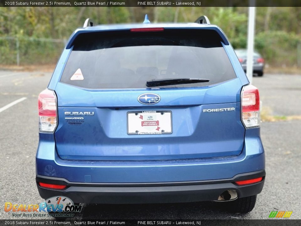 2018 Subaru Forester 2.5i Premium Quartz Blue Pearl / Platinum Photo #5